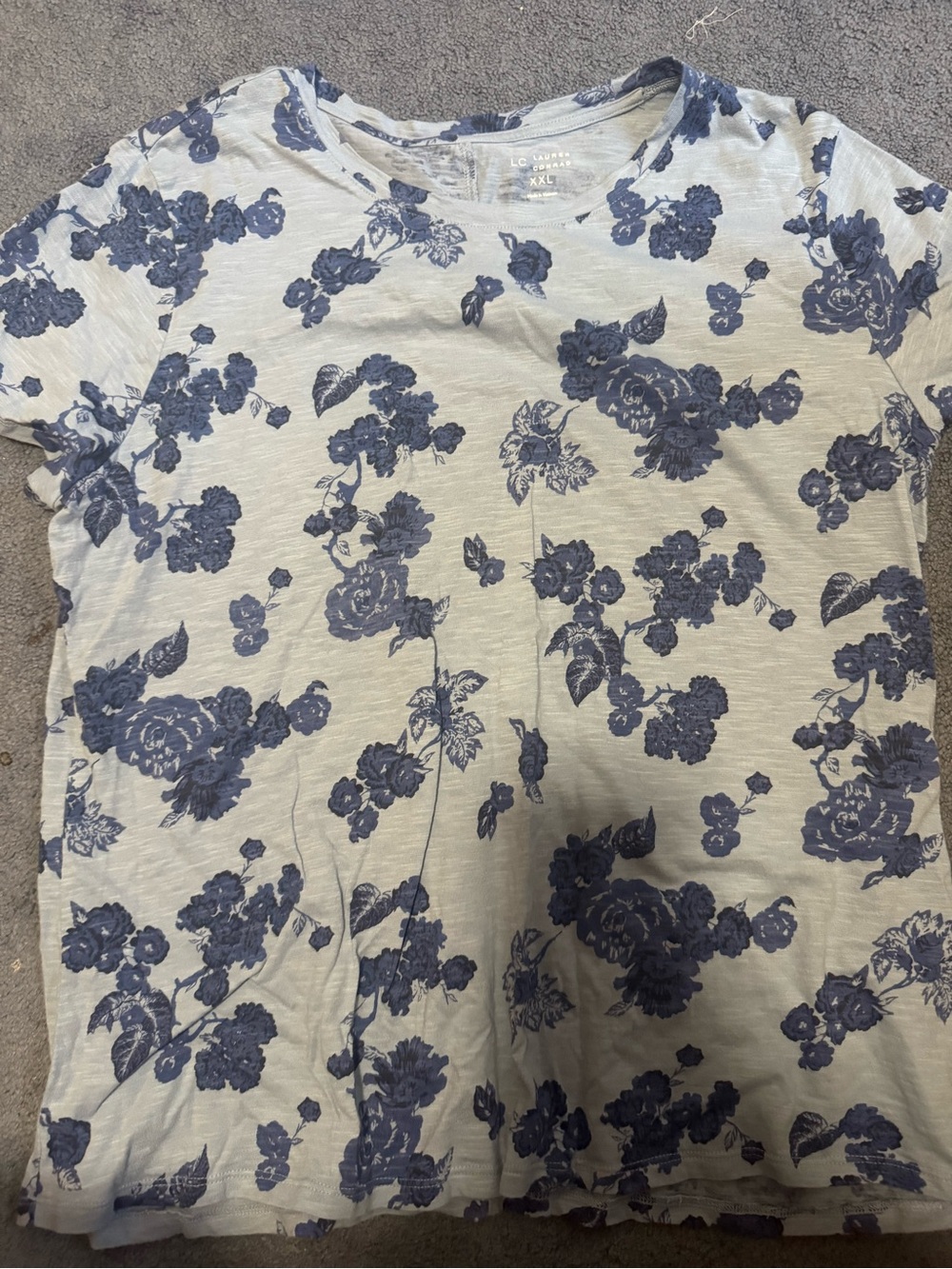 LC Lauren Conrad White Short Sleeve Tee with Blue Floral Print
